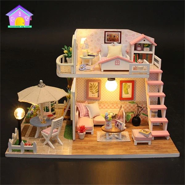 Miniature House Kit Christmas