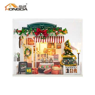 Toz Kapaklı Noel Dollhouse